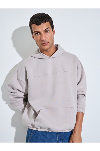 Styli Men Grey Oversized Fleece Hoodie with Kangaroo Pocket