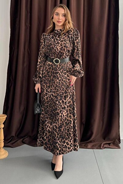 Elbee Fashion Woman Φόρεμα Leopard με λεπτομέρεια ζώνης Leopard βάτα τεμαχίων
