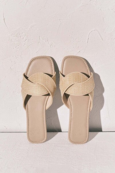 Women'secret Beige raffia mule sandals