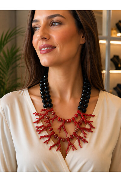 Urban Aksesuar Coral Stone and Black Bead Detailed Showy Women's Necklace Sty...