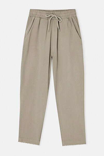 Drop by TrendyolMilla Khaki Elastic Waist Slim Pocket Gabardine Trousers Tdrs...