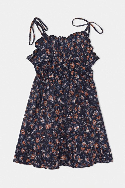 Trendyol Curve Rochie în formă de A, cu bretele subțiri, cu imprimeu floral, ...