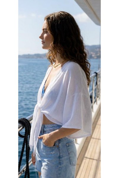 Butik Una Fiaba, White Women's Batwing Sleeve Bolero That Can Be Tied at the Front