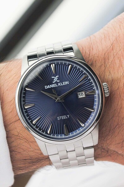 Daniel Klein ساعة يد رجالية بسوار فولاذي DK443905