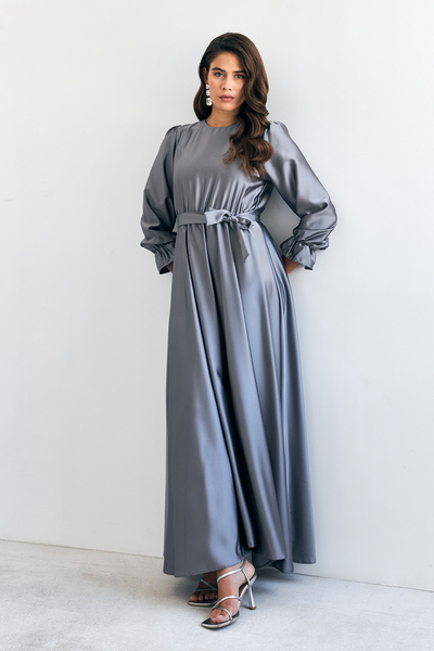 VAVİNOR Liza Kuşaklı Saten Elbise - Gri