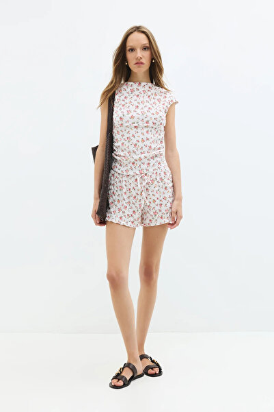 No Matter What Comfortable Cut Shorts with Elastic Waist