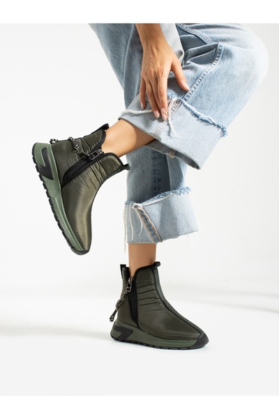 Alemdar Shoes حذاء رياضي نسائي من HOPE باللون الكاكي