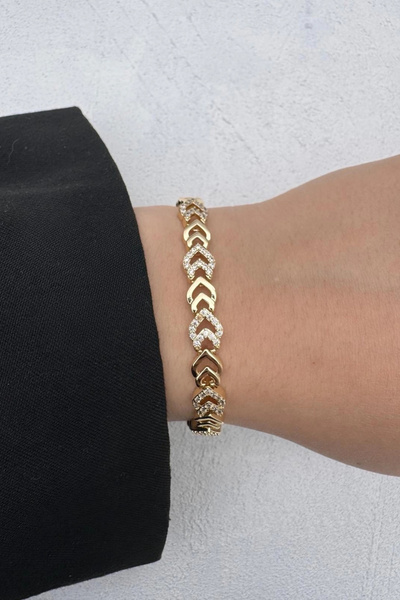 Leo'Stone Gold Sıralı Kalp Motifli Taş Detaylı Şık Kadın Çelik Bileklik Altın Kararmaz Renk Atmaz