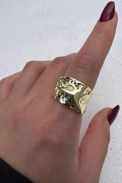 Leo'Stone Polished Series Hammered Textured Asymmetrical Adjustable Steel Ring