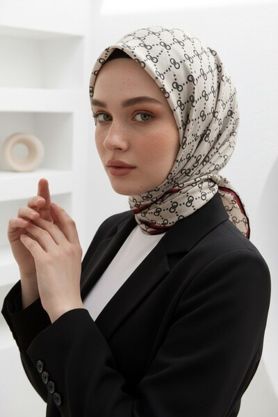 Vissona %100 Twill İpek Geometrik Desenli Siyah - Krem Renkli 90x90 Eşarp Dikim Şekli : El Dikişi