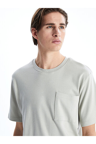 LC Waikiki Nevavm with a Difference Oval Collar Short Sleeve Men's T-Shirt