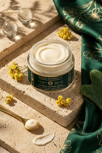 Densa Essential Onarıcı Zengin Krem-yaşlanma & Kırışıklık Karşıtı 50 Ml/yeniden Enerjik & Canlı Cilt/antiage Global