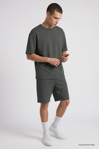 TOMMY LIFE Khaki Oversize Fit Basic Men's Shorts Set - 85292