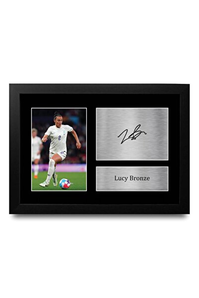 ALAYRA International صورة موقعة ومطبوعة لـ Lucy Bronze من Alayra Framed FR A4...