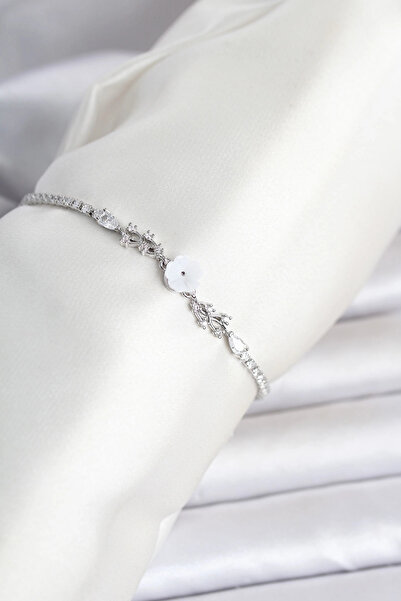 Generic Brand Brass Silver Color Flower Model Waterway Women's Bracelet