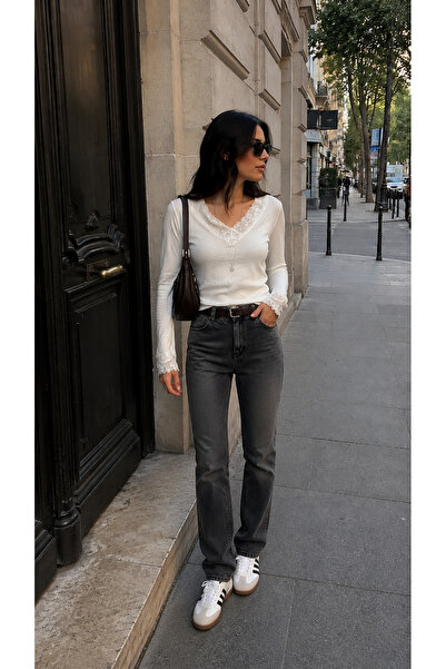 Get Crazy Women's V-Neck Ruched Long Sleeve Blouse