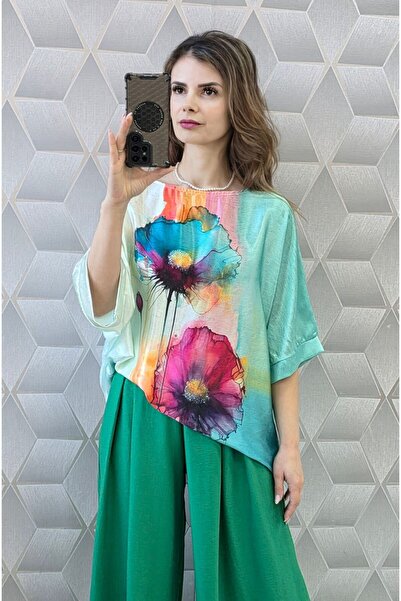 Azara Oversized, loose and feminine satin blouse