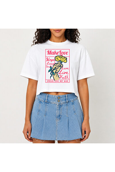 URBANTRENDSTORE Crop T-shirt με λευκό σχέδιο, άνετη εφαρμογή, ακατέργαστη κοπ...