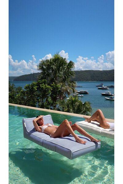 SunnyLife Çizgili Deniz Yatağı