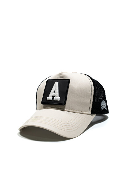 all hats Pălărie cu detaliu patch cu litere, din plasă, bej și neagră |   Păl...