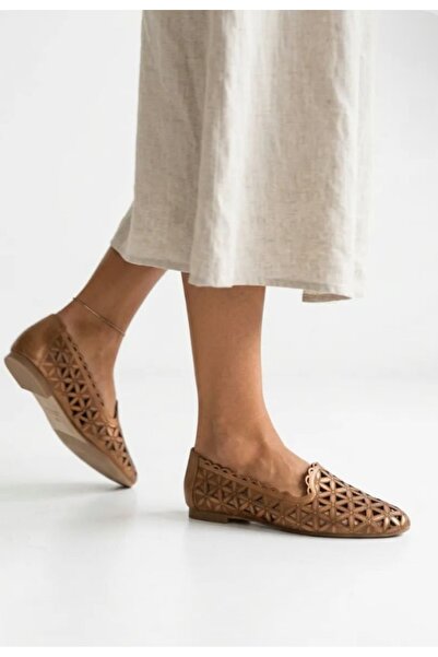 PİERRO SHOES حذاء باليه نسائي يومي مصنوع من الجلد الطبيعي مقطوع بالليزر