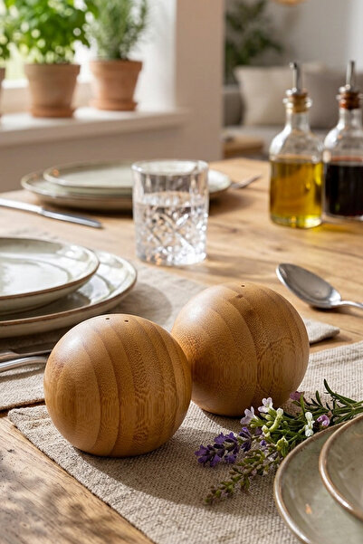 Snippy Bamo - Set of 2 Bamboo Top Salt and Pepper Shakers Spice Shakers
