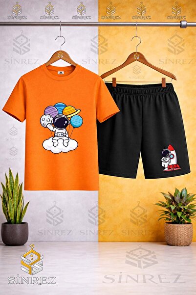 SİNREZ تي شيرت مطبوع عليه Crew Neck ASTRONAUT CLOUD AND PLANETS IN HAND - طقم...