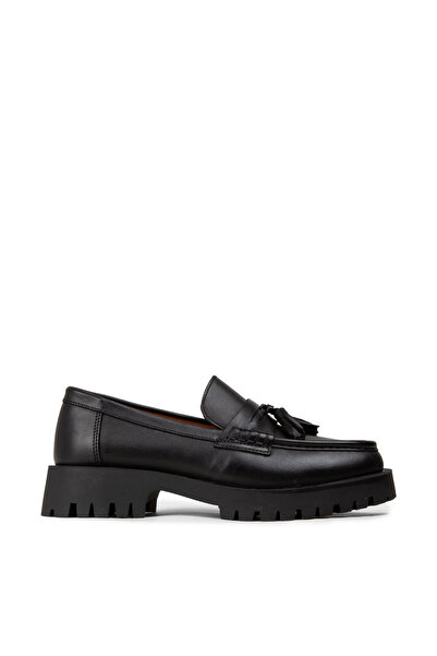 Deery Women's Genuine Leather Black Tasseled Loafer