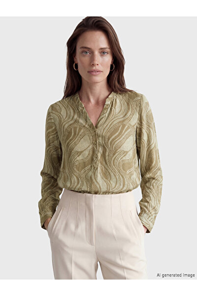 LC Waikiki Nevavm Farkıyla Kaşık Collar Patterned Blouse