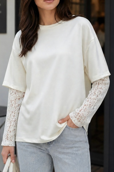 İmajButik Ecru Crew Neck Blouse with Ruffled Sleeves