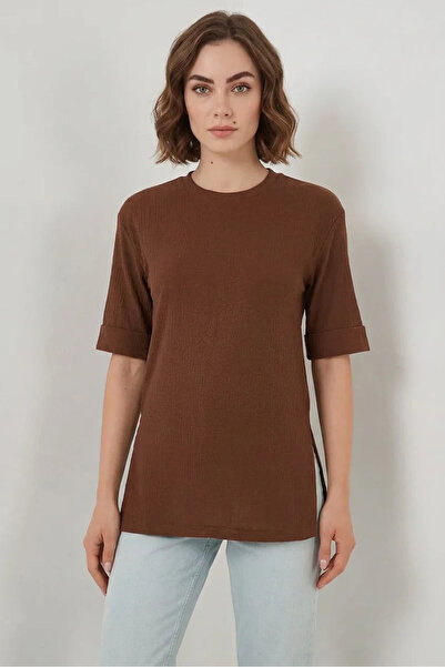 buğrahayalin Women's Brown T-Shirt with Side Slits