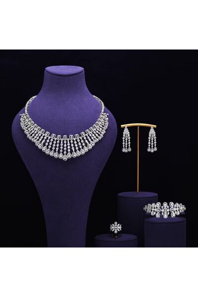 jewelrystore طقم اكسسوارات زركون بدقه الالماس فاخر مع العلبه