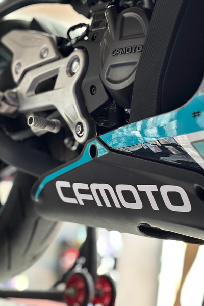 Banxtre CFMOTO 450sr için Alt Sakal CFMOTO Yazısı 2 Adet