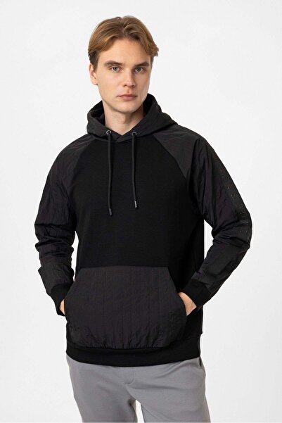 Back And Bond Regular Fit Hooded Sweatshirt