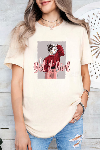 Sarah's Boutique Women's T-shirt – 100% cotton – Get Girl