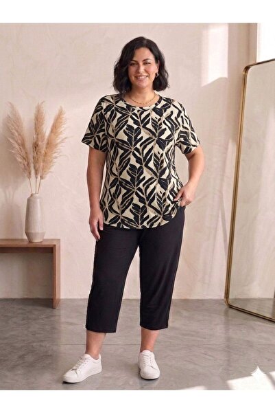 Vinola Capri suit