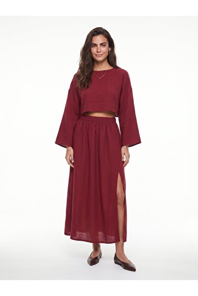 ONLOOX Burgundy Muslin Bat Sleeve Cropped Top with Elastic Waist and Slit Det...