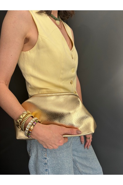 Melos Butik Γυναικεία χρυσή δερμάτινη τσάντα με λουράκι αλυσίδας και κλατς