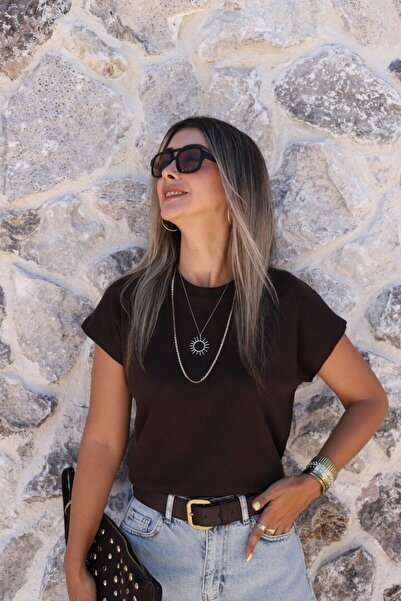 bytugcekaya Καφέ Οβάλ Μπλουζάκι με Γιακά από Μοντάλ