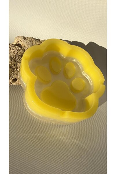 MISS GOLDEN Glittery Pearlescent Yellow Colored Paw-Shaped Embossed Ash Tray ...