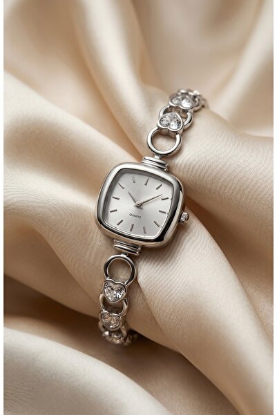 KLISHE Butik Helena Women's Steel Watch Silver Color Heart Stone Detailed Vin...