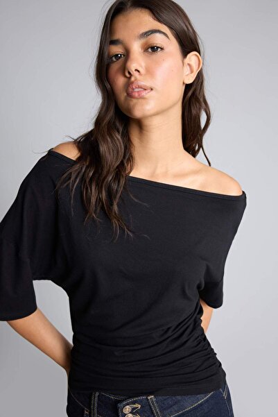 DeFacto Loose Fit Open Shoulder Short Sleeve Black T-Shirt H7189Ax26Sm