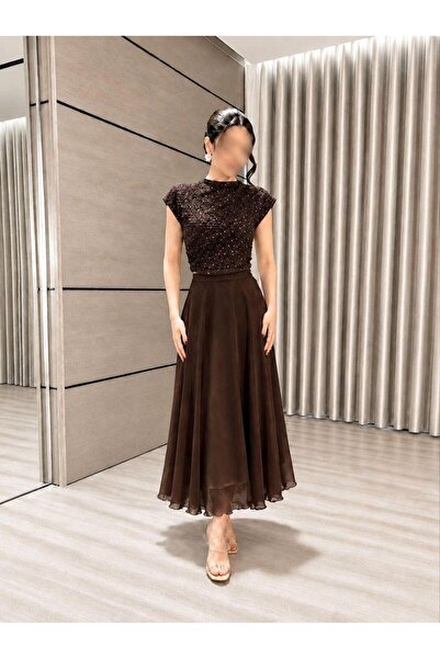 led style Embroidered Midi Top and Soft Chiffon Skirt Set