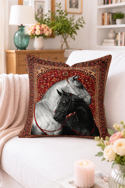 Home Beyaz ve Siyah At Figürlü Kırmızı Halı Desenli Kırlent Kılıfı - Vintage ...