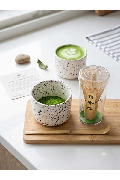 Benekli Tasarım Seramik Matcha Bardağı ve Bambu Çırpıcı Seti - Premium Matcha Seti
