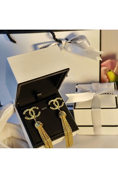 Glamour Galore Luxury Women's Earrings with Accessories
