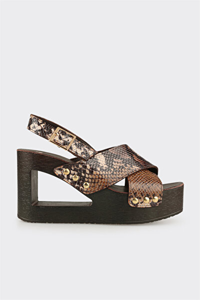 Elle Shoes Vizon Hayvan Desenli Kadın Dolgu Topuk Sandalet