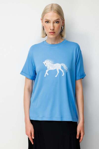 on Horse Printed Crew Neck T-Shirt