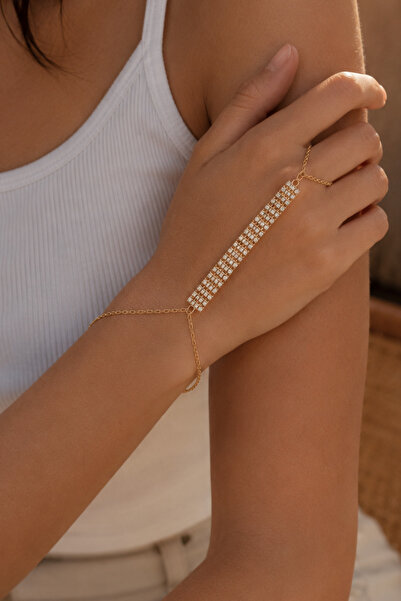 laria jewelry Inlaid Zircon Stone Detailed Shahmeran
