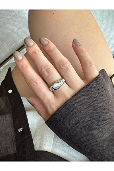 ringbox Colorful Stone and Pearlescent Silver Color Ring